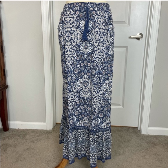 Max Studio Dresses & Skirts - Max studio maxi skirt size small